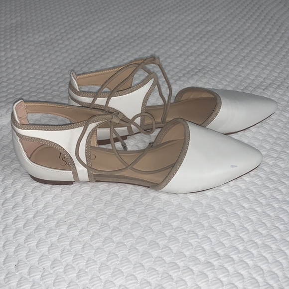 Franco Sarto white and beige cutout flats - Picture 2 of 4